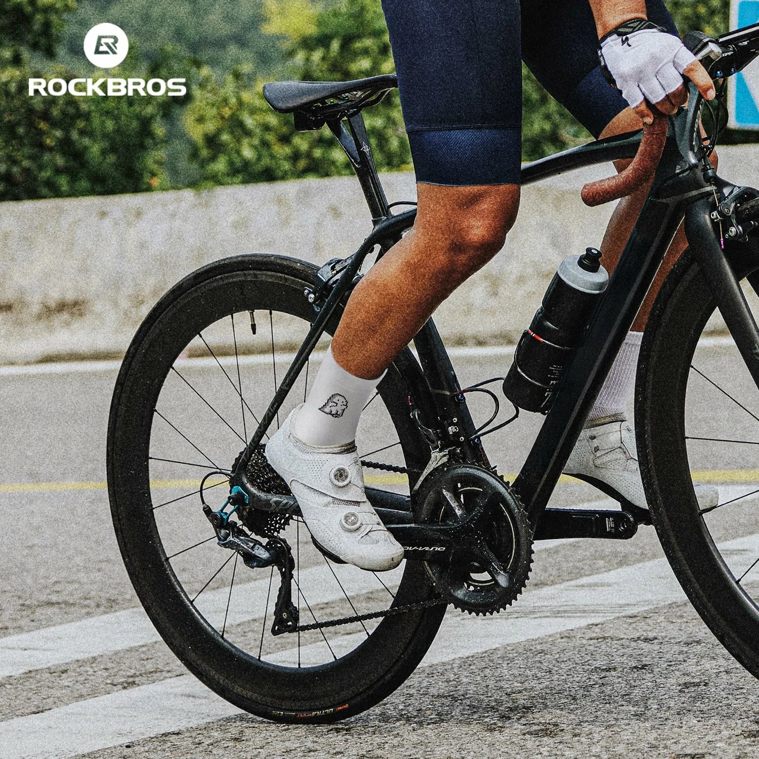 Aerodynamic Cycling Socks with Wear-resistant Hee Wicking Athletic Crew - Image 10