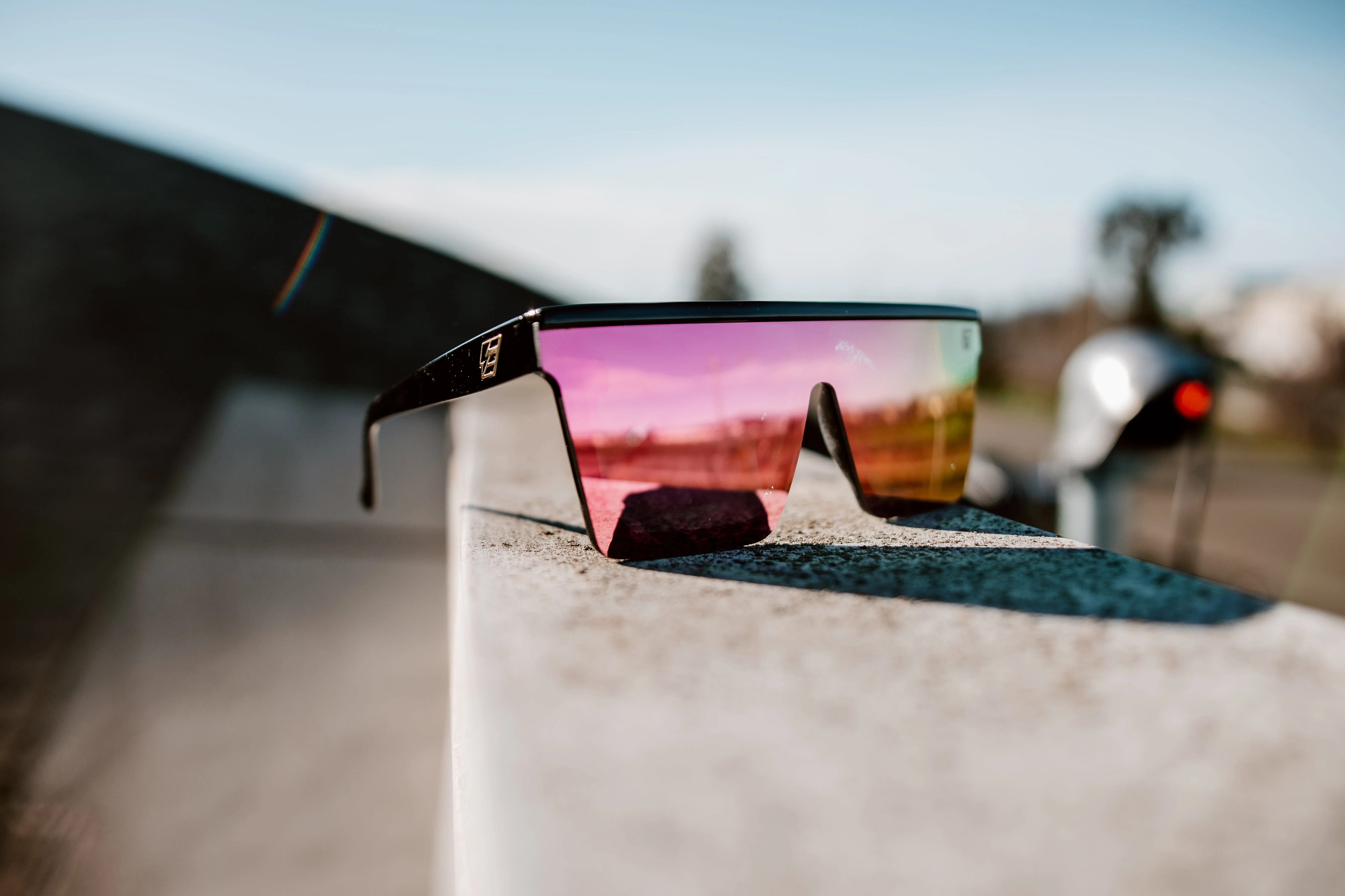 Afterhour gloss black frame/spectrum lens - Image 3