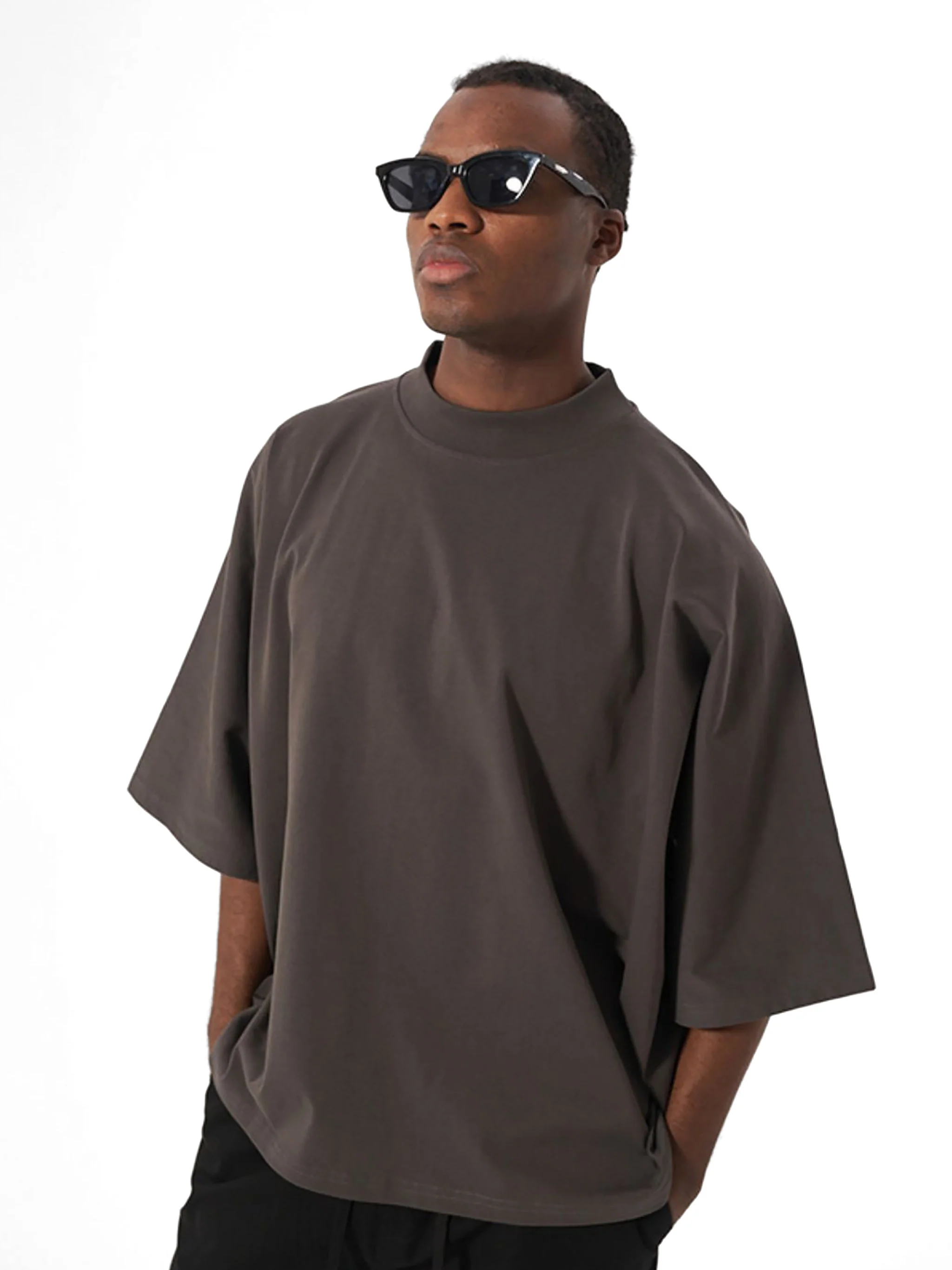 Amaru Khan Stars Oversize One-piece Pattern Cut Boxy Tee - Image 10