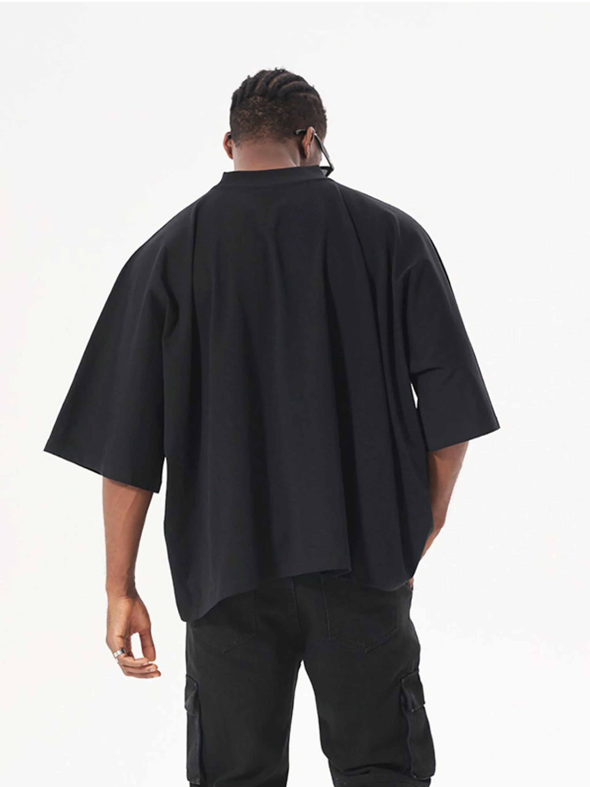 Amaru Khan Stars Oversize One-piece Pattern Cut Boxy Tee - Image 9