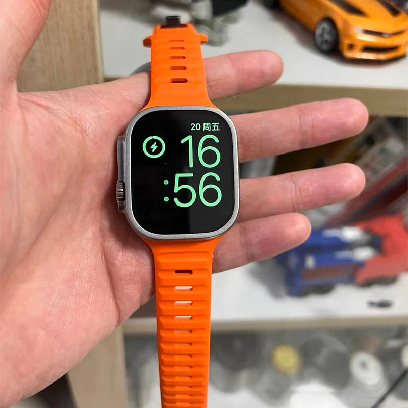 Apple Watch Silicone Sport Band Series 11/10/9/8/7/6/5/4/ SE / Ultra 1/2/3 - Image 3