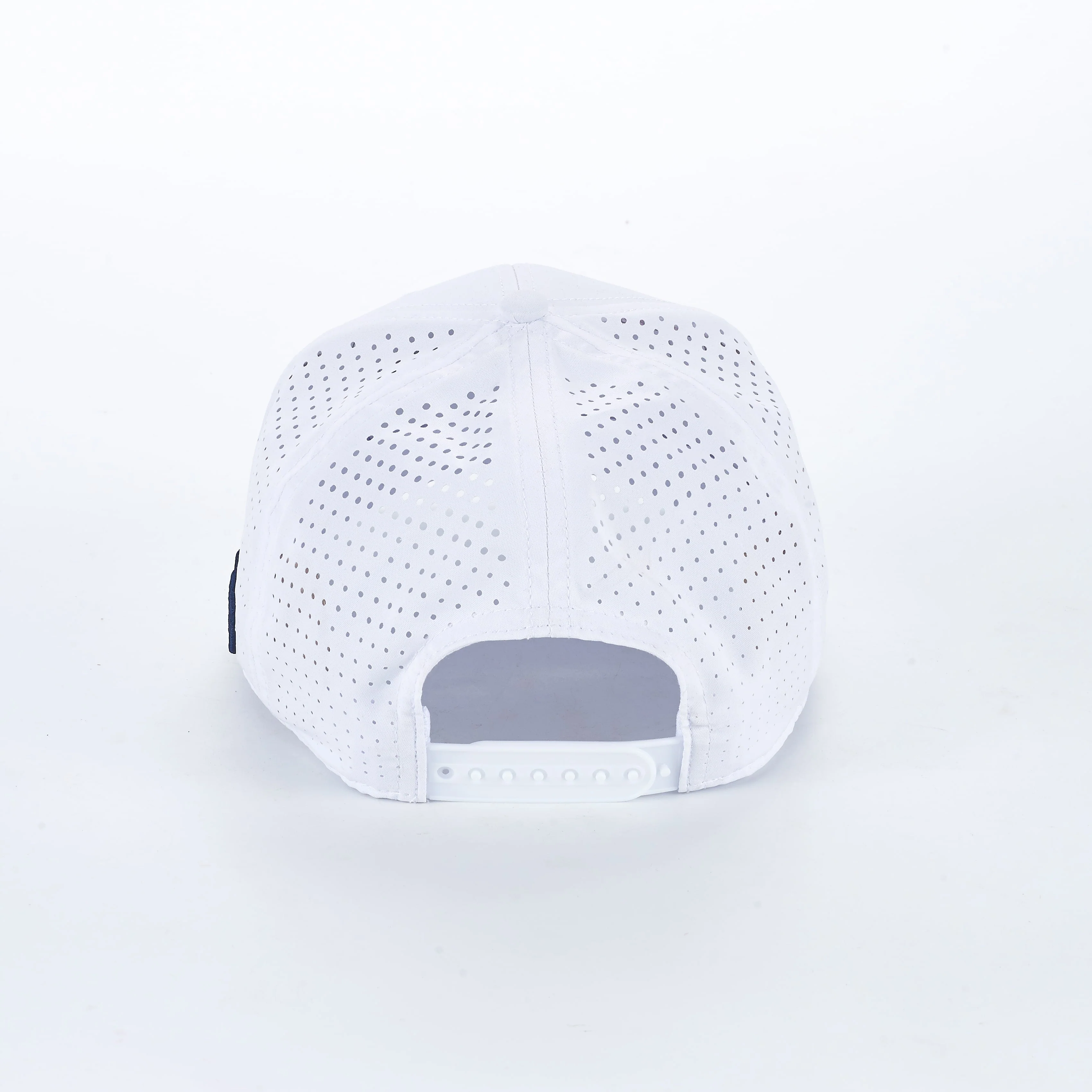 ARTI White Performance Crown Rope Hat - Image 7