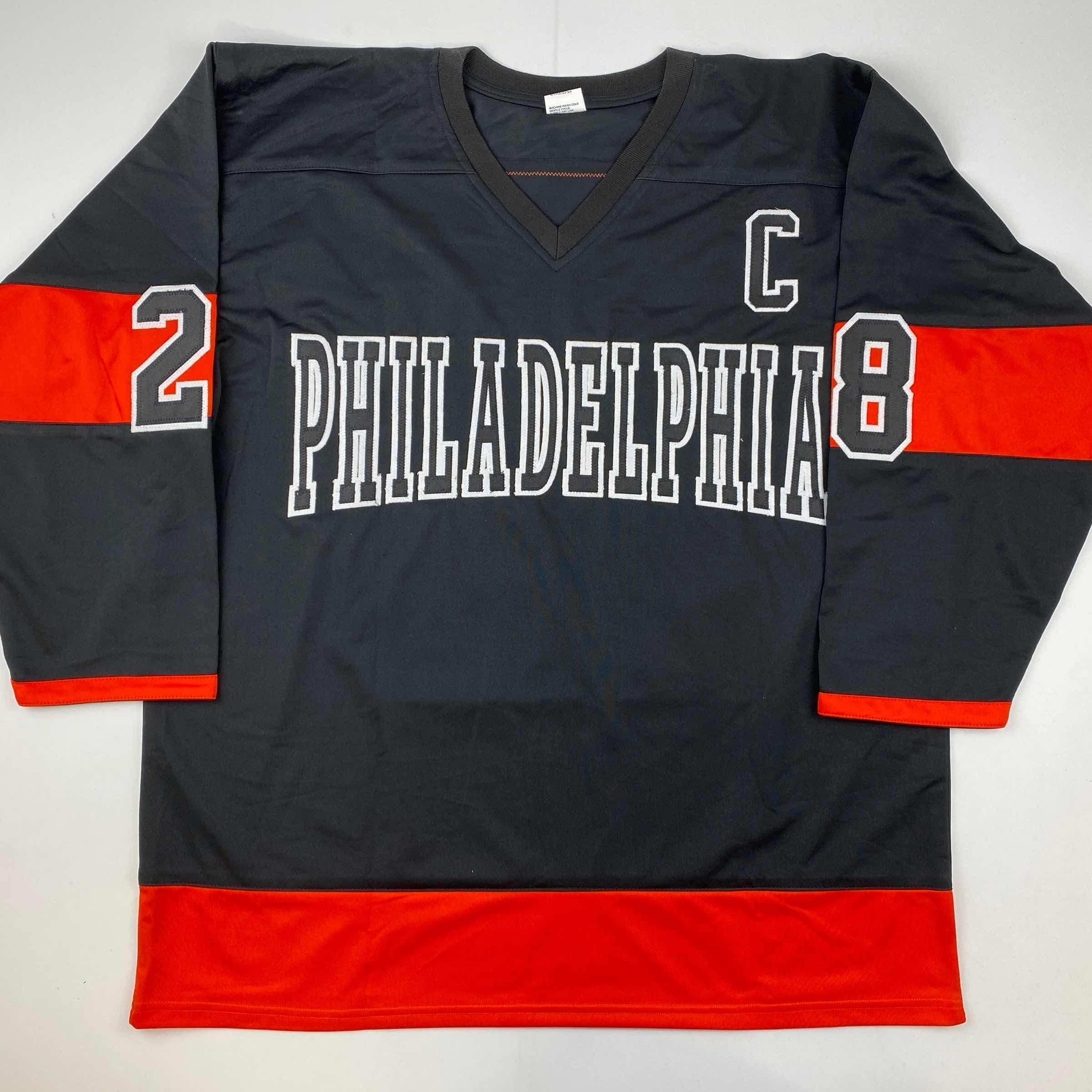 Autographed/Signed Claude Giroux Philadelphia Black Hockey Jersey PSA/DNA COA - Image 4