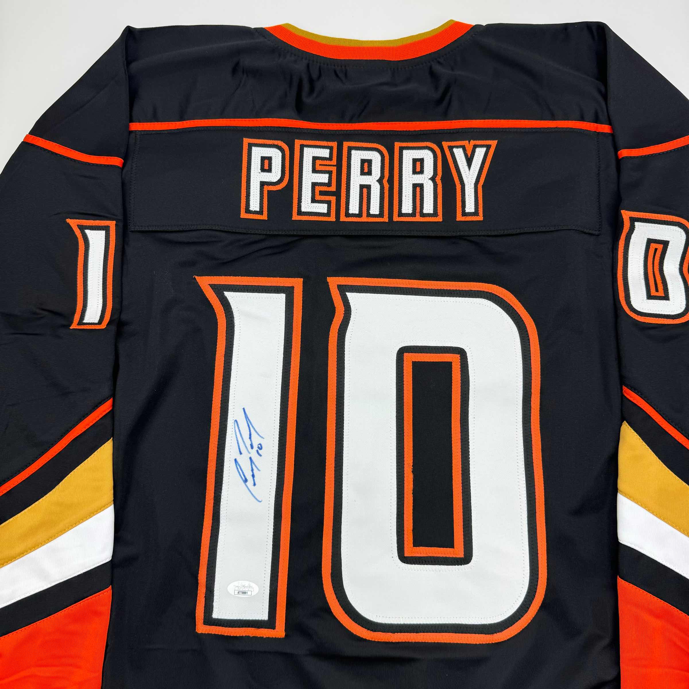 Autographed/Signed Corey Perry Anaheim Black Hockey Jersey JSA COA - Image 2