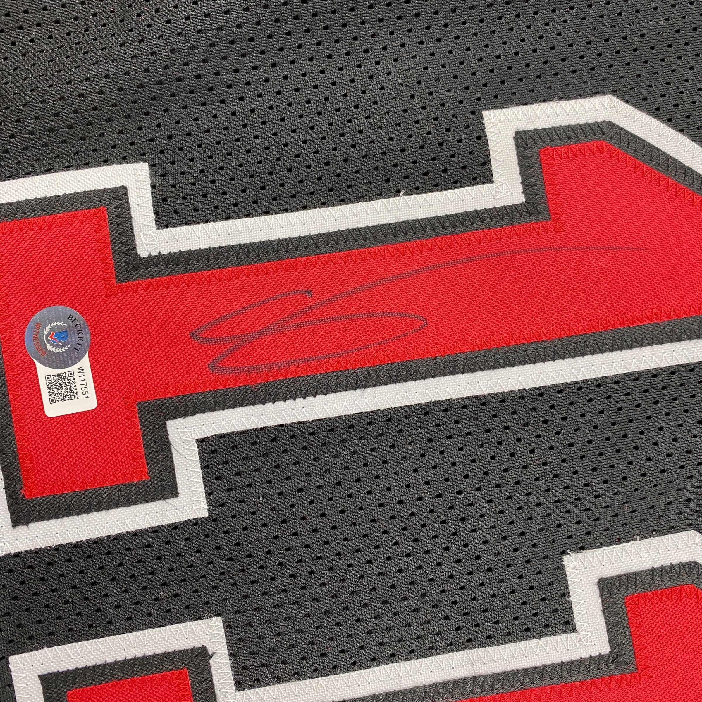 Autographed/Signed DeMar DeRozan Chicago Black Basketball Jersey Beckett BAS COA - Image 3