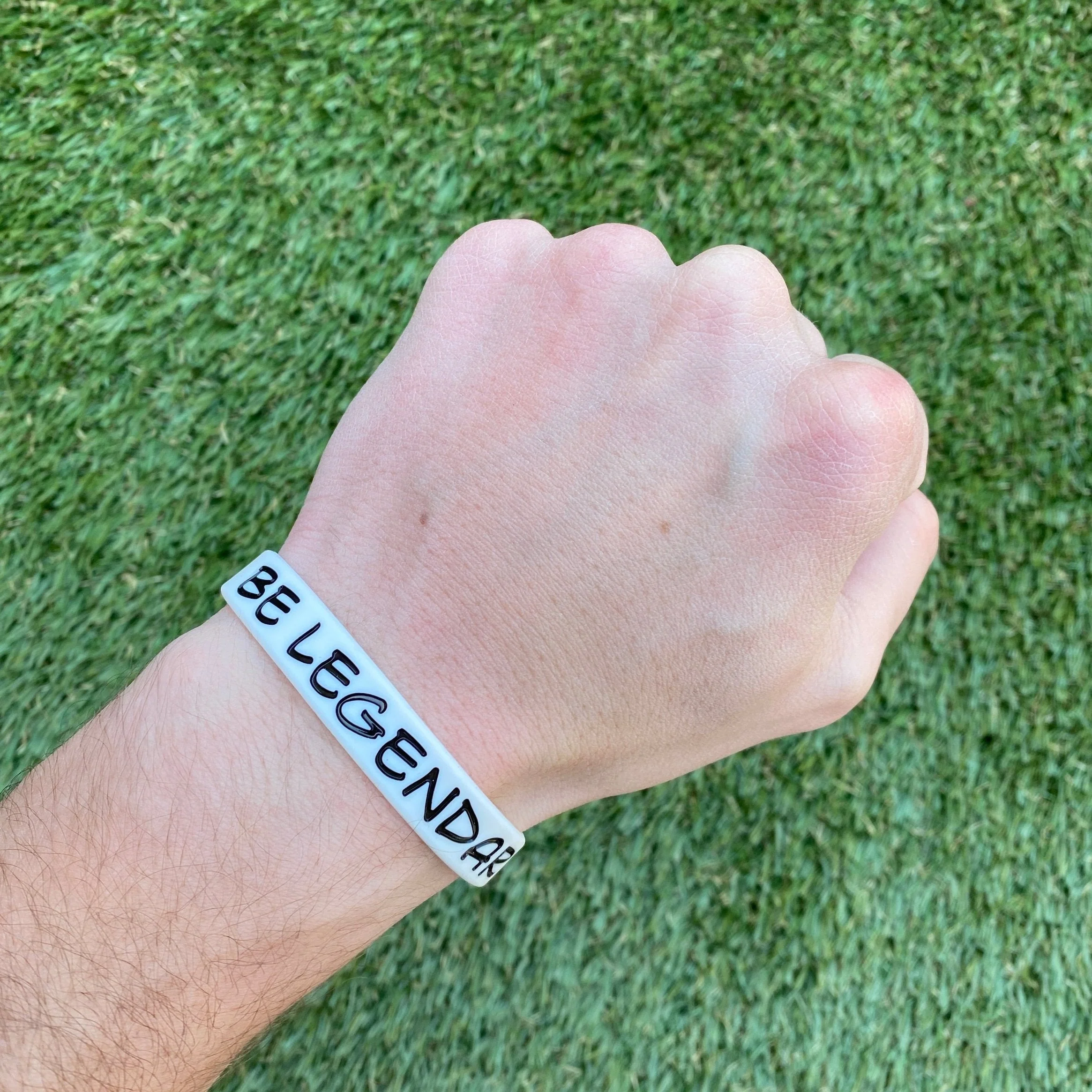 BE LEGENDARY Wristband - Image 2