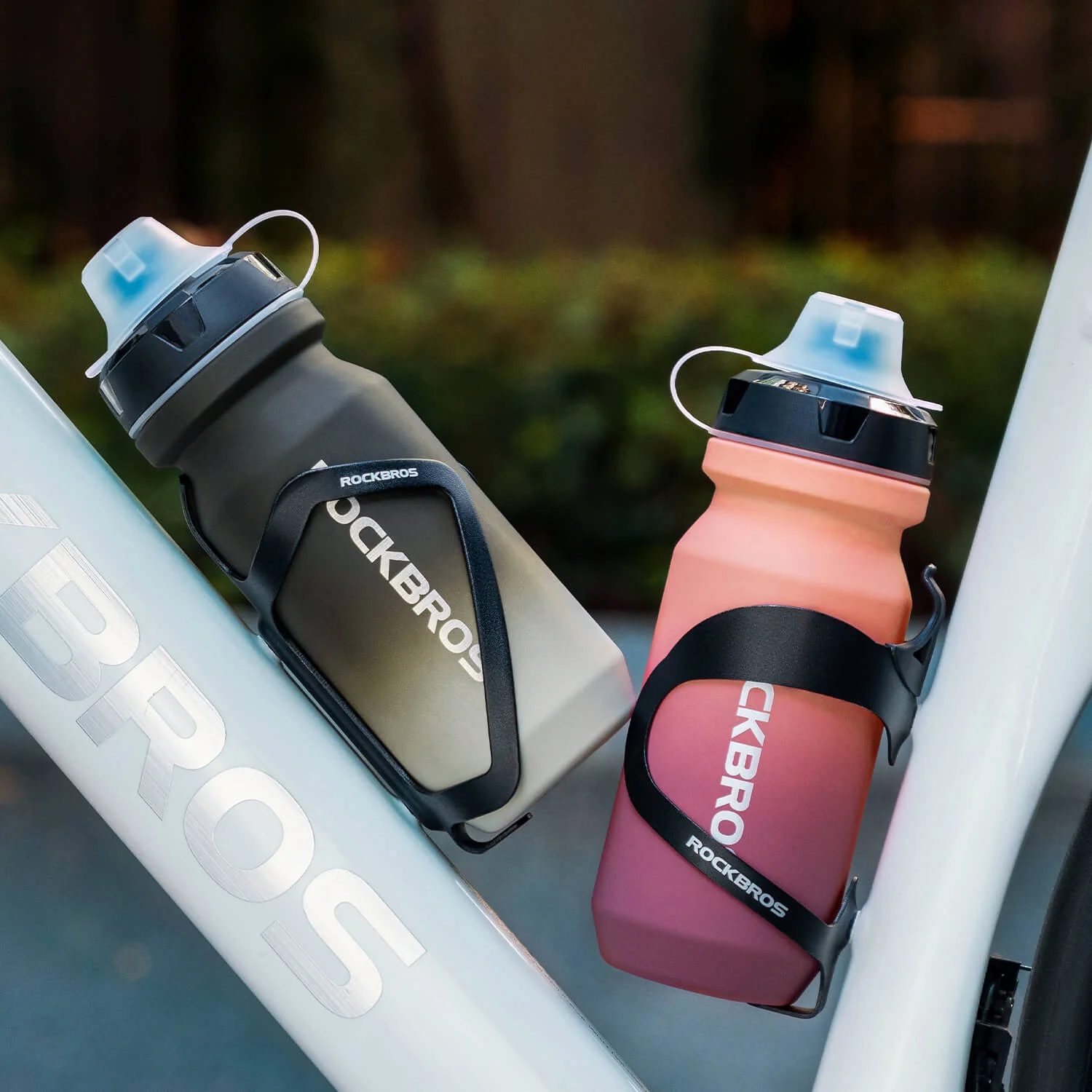 Bike Water Bottle with Soft-Touch Grip & Pull-Top Lid - 600/750ml - Image 18