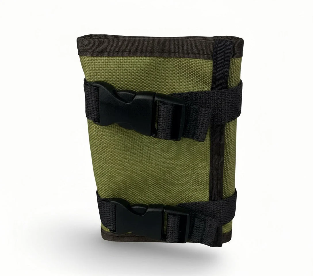 DELUXE TRI-FOLD WALLET - Image 11
