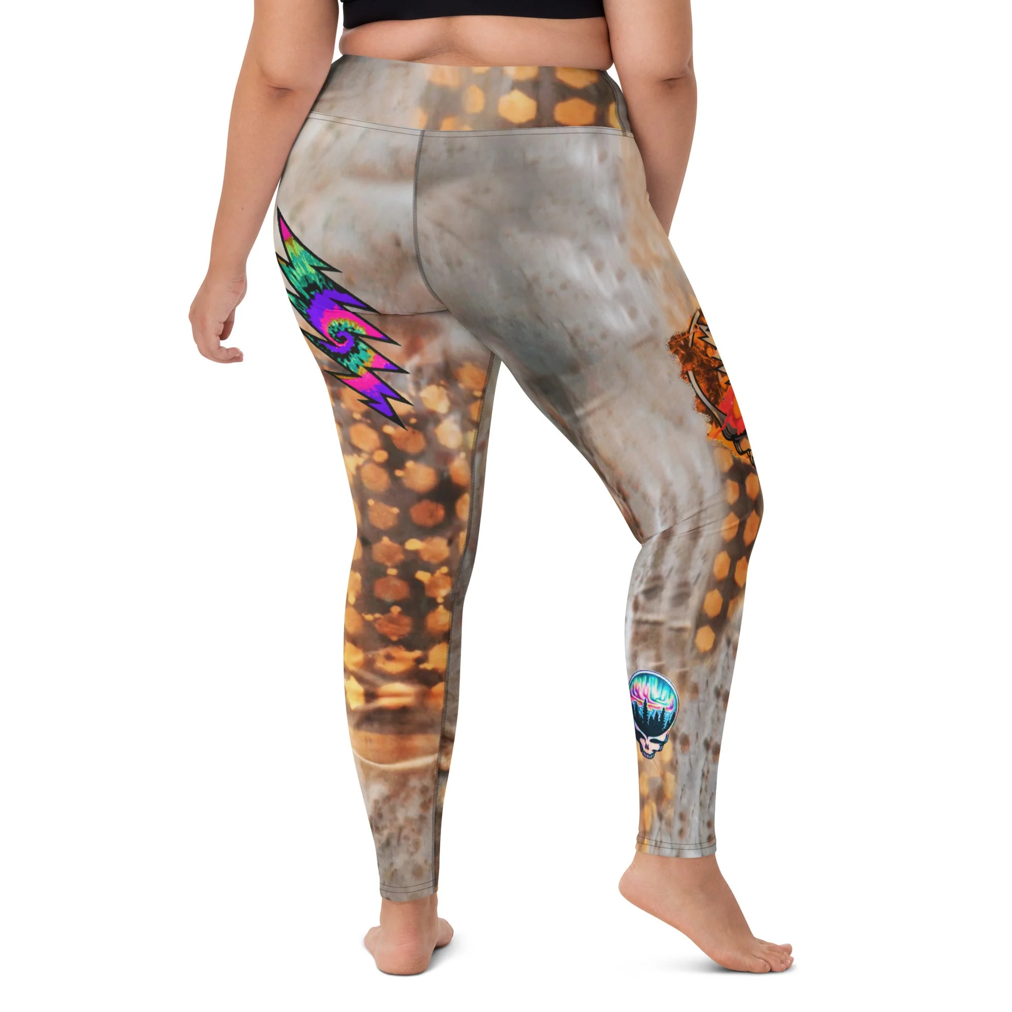 Desert Gold Skully Yoga Leggings - Image 2