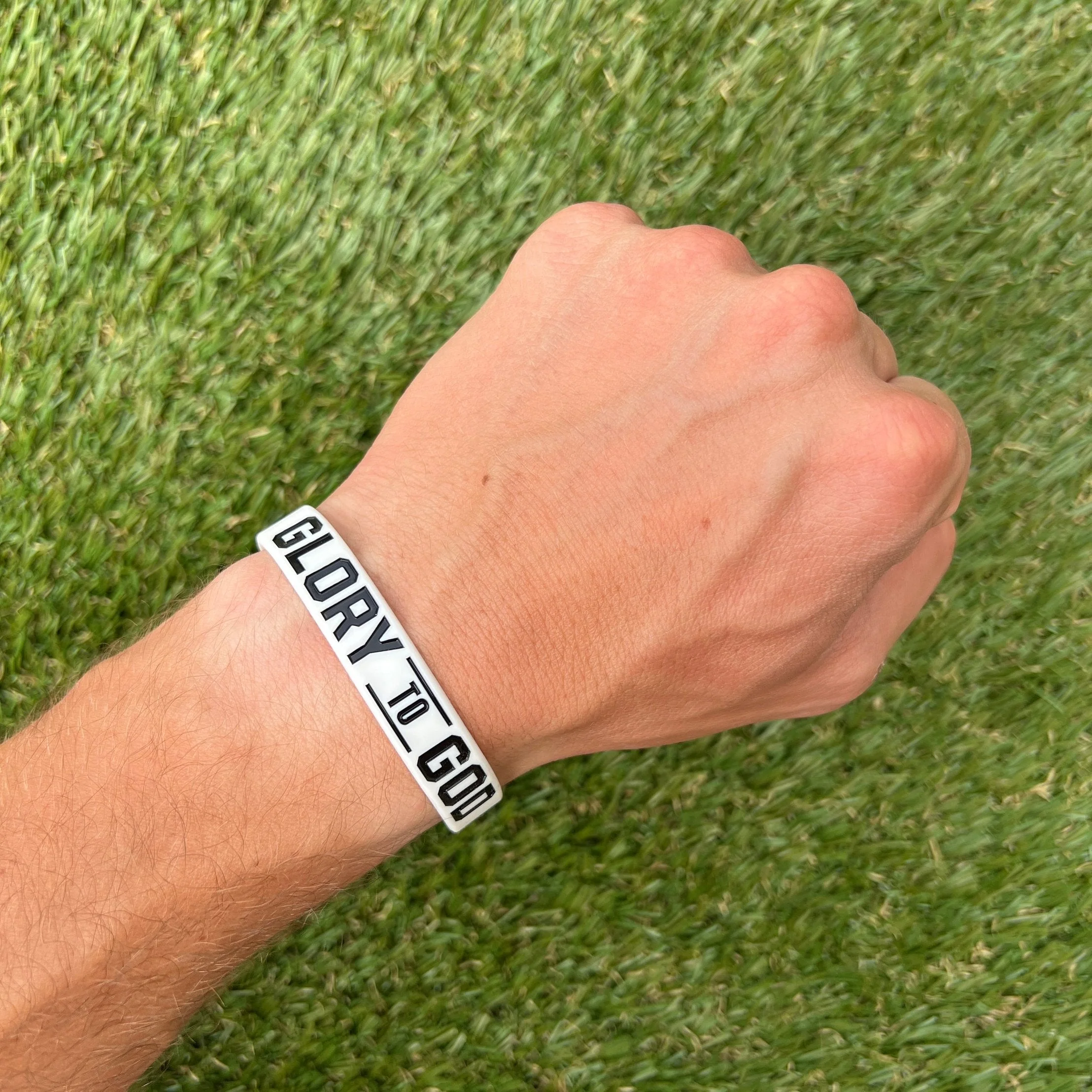 GLORY TO GOD Wristband - Image 2