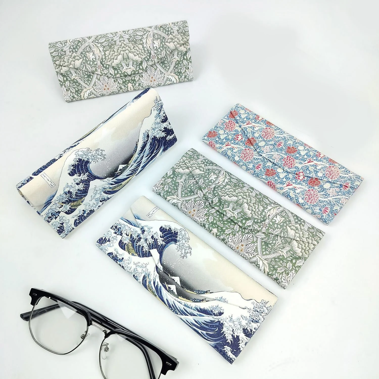 Grapes by William Morris Folding Glasses Case - Vegan Leather Folding Hard Shell Case - Image 6