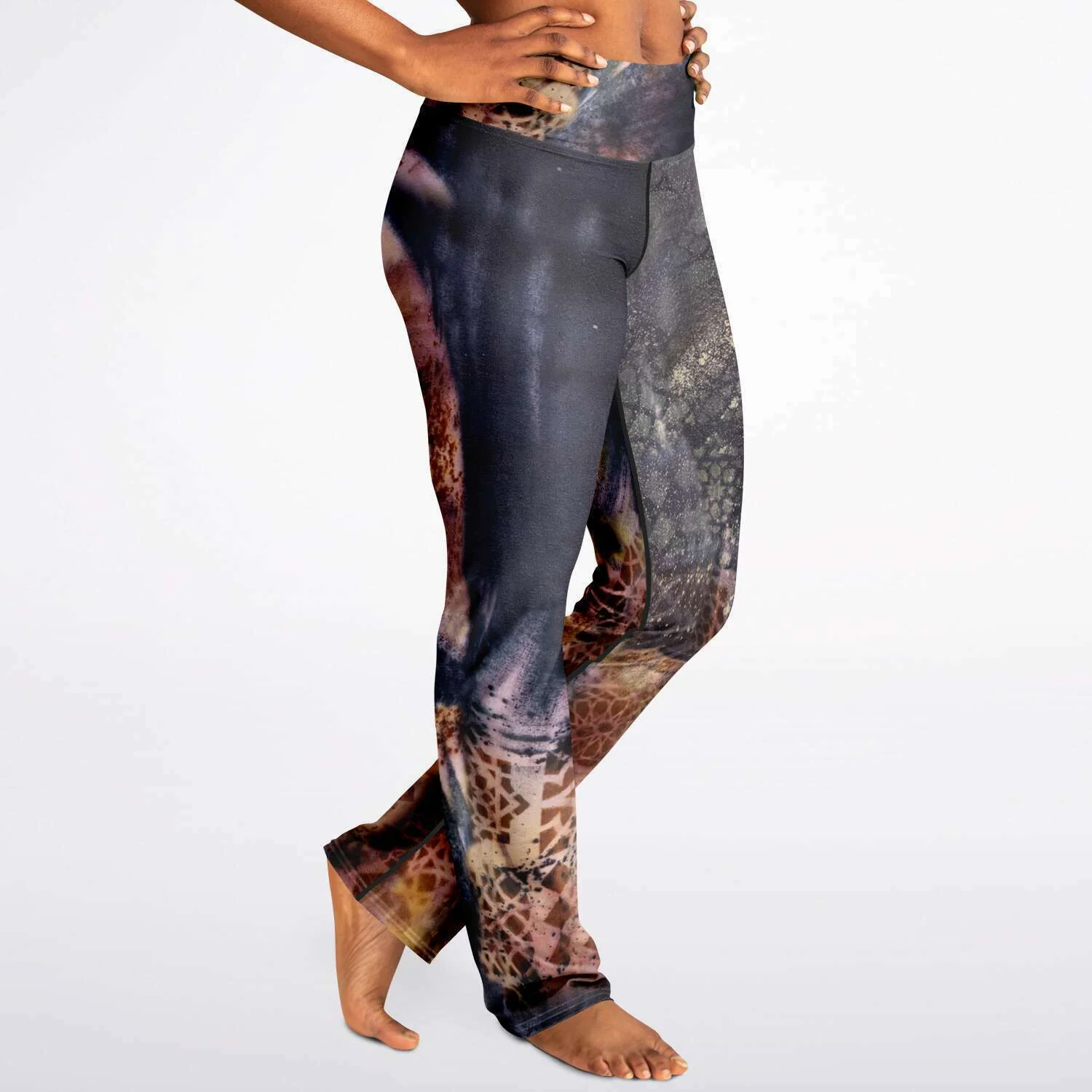 Kaleidoscope Flare Leggings - Image 11