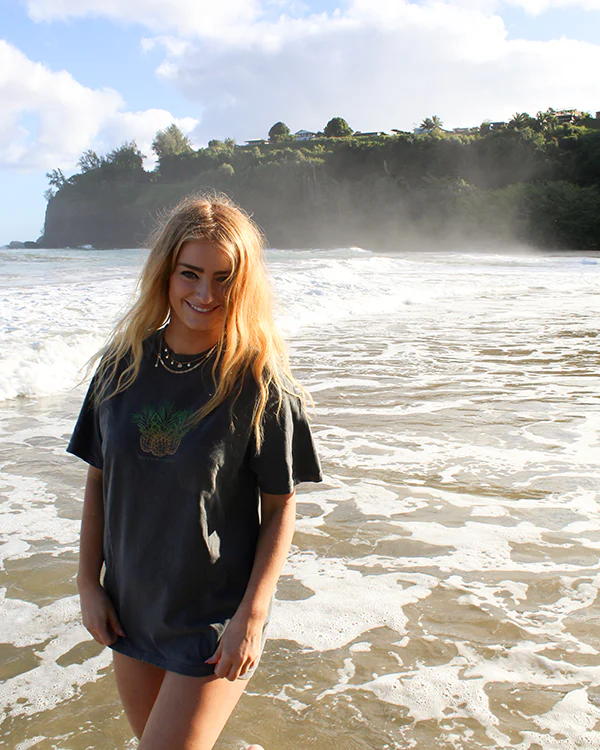 Koloa Piñas Boyfriend Tee - Image 2