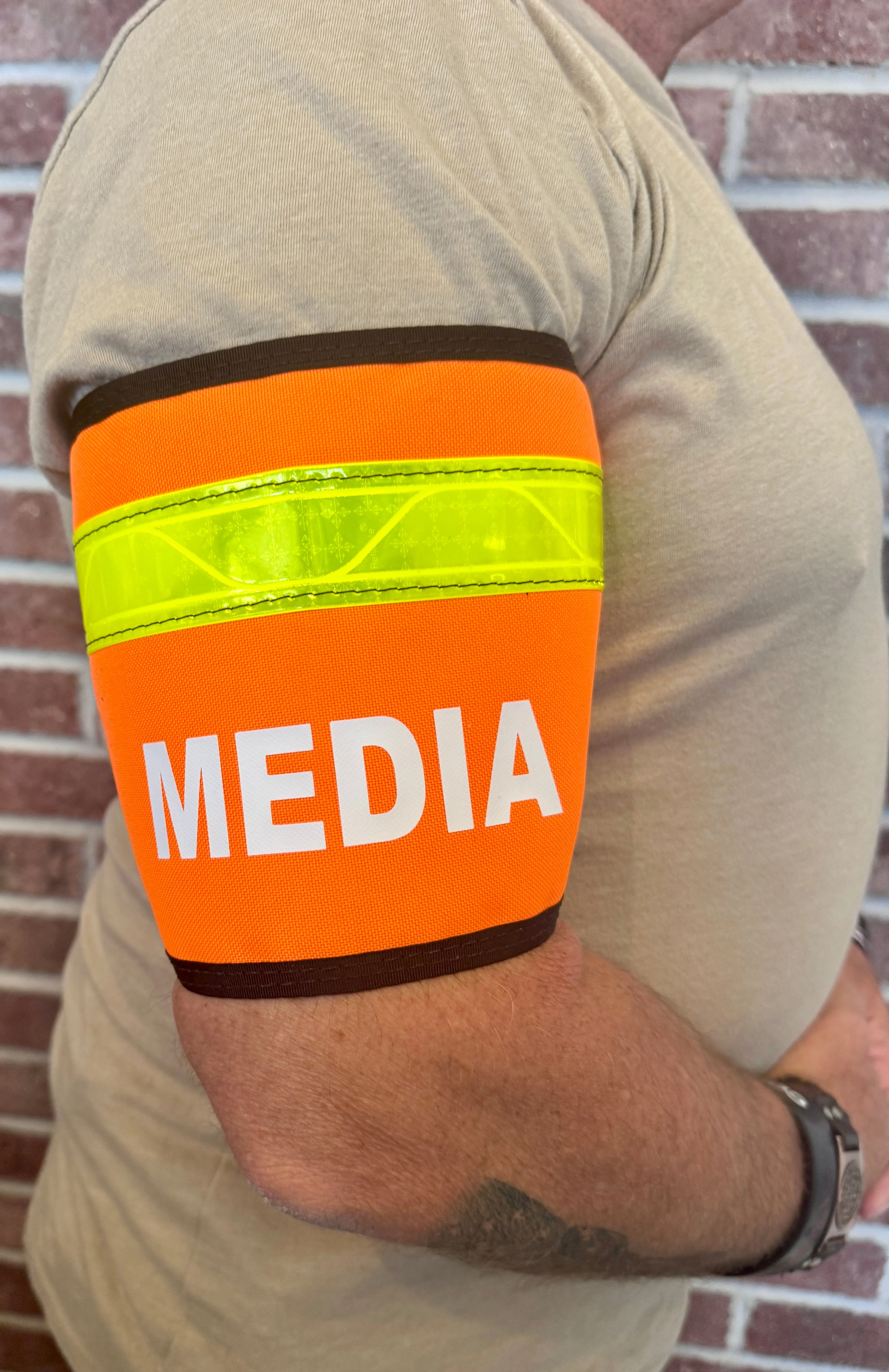 MEDIA reflective armband - Image 3