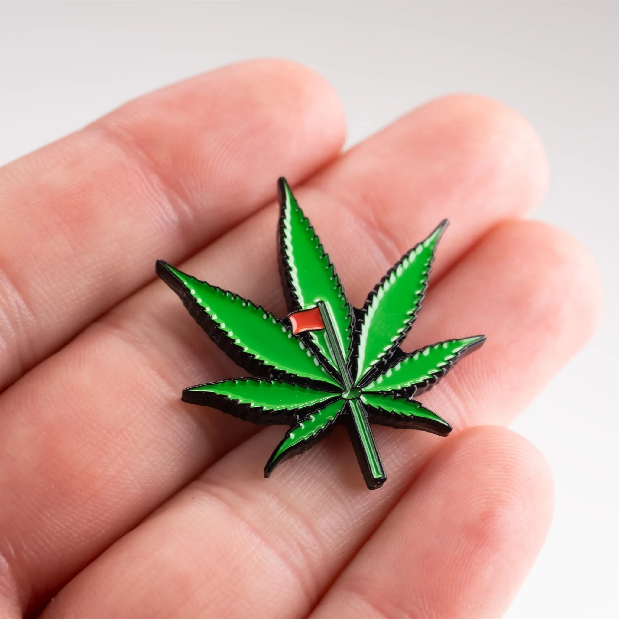 Pot Leaf Ball Marker - Image 4