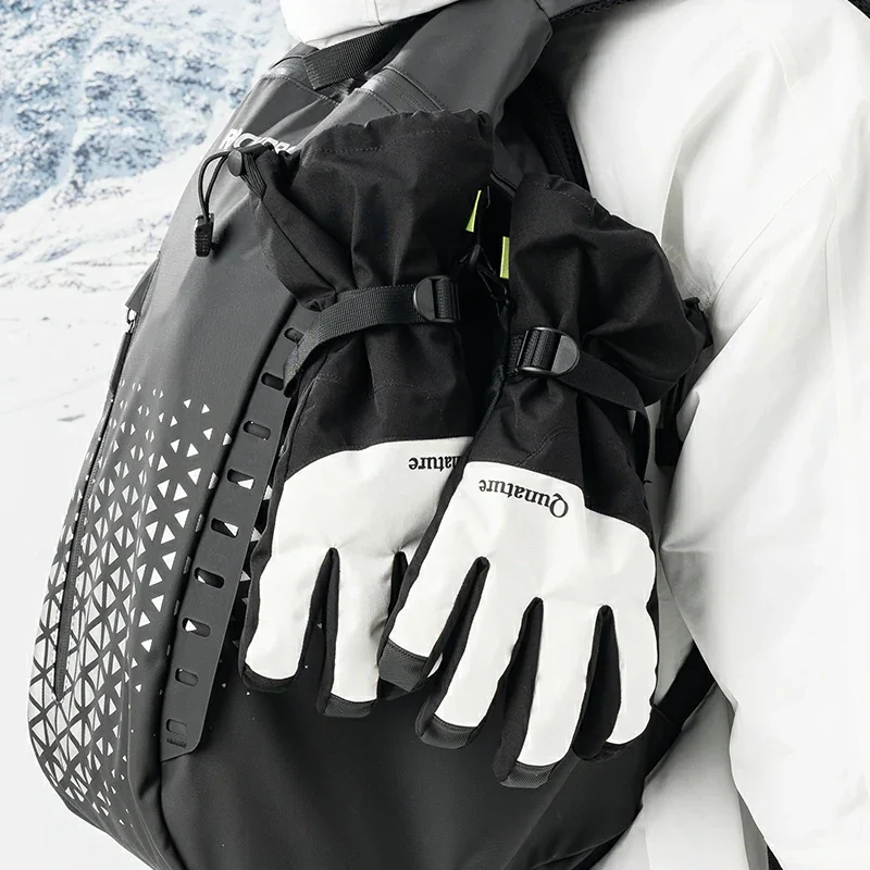 Qunature Outdoor Insulated Ski Gloves - Windproof Waterproof Touchscreen Compatible - Image 7