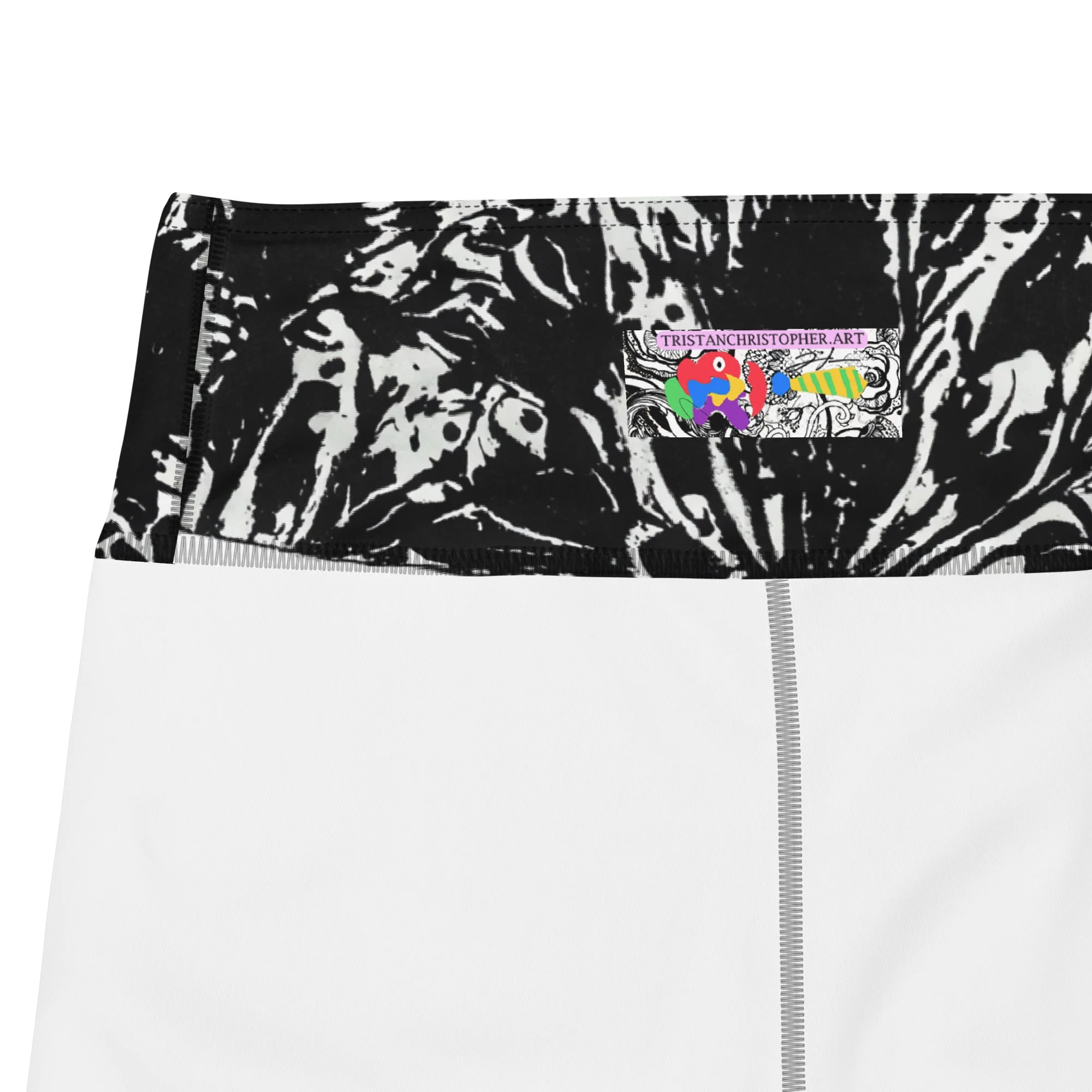 Tha Flow Yoga Shorts - Image 14