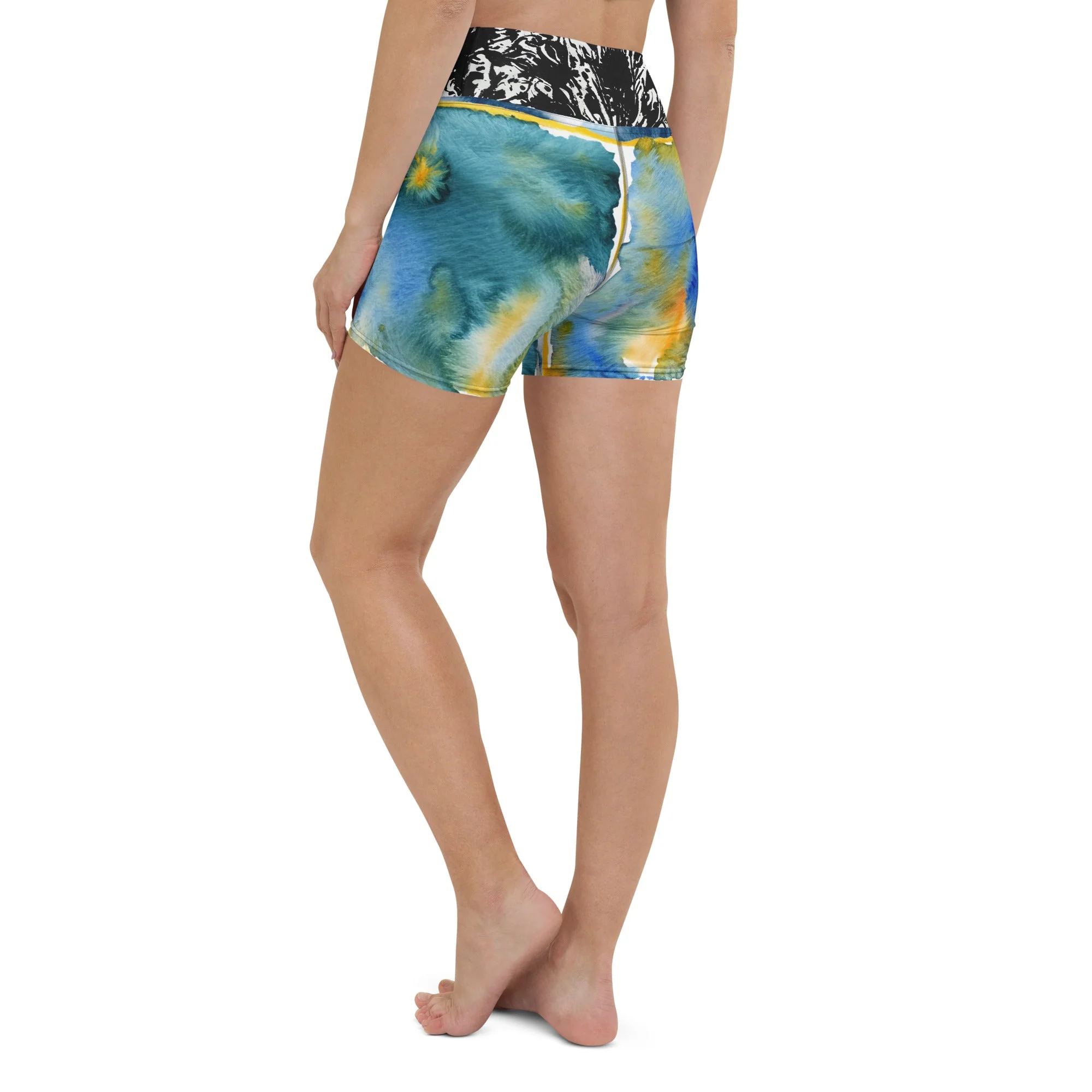 Tha Flow Yoga Shorts - Image 7