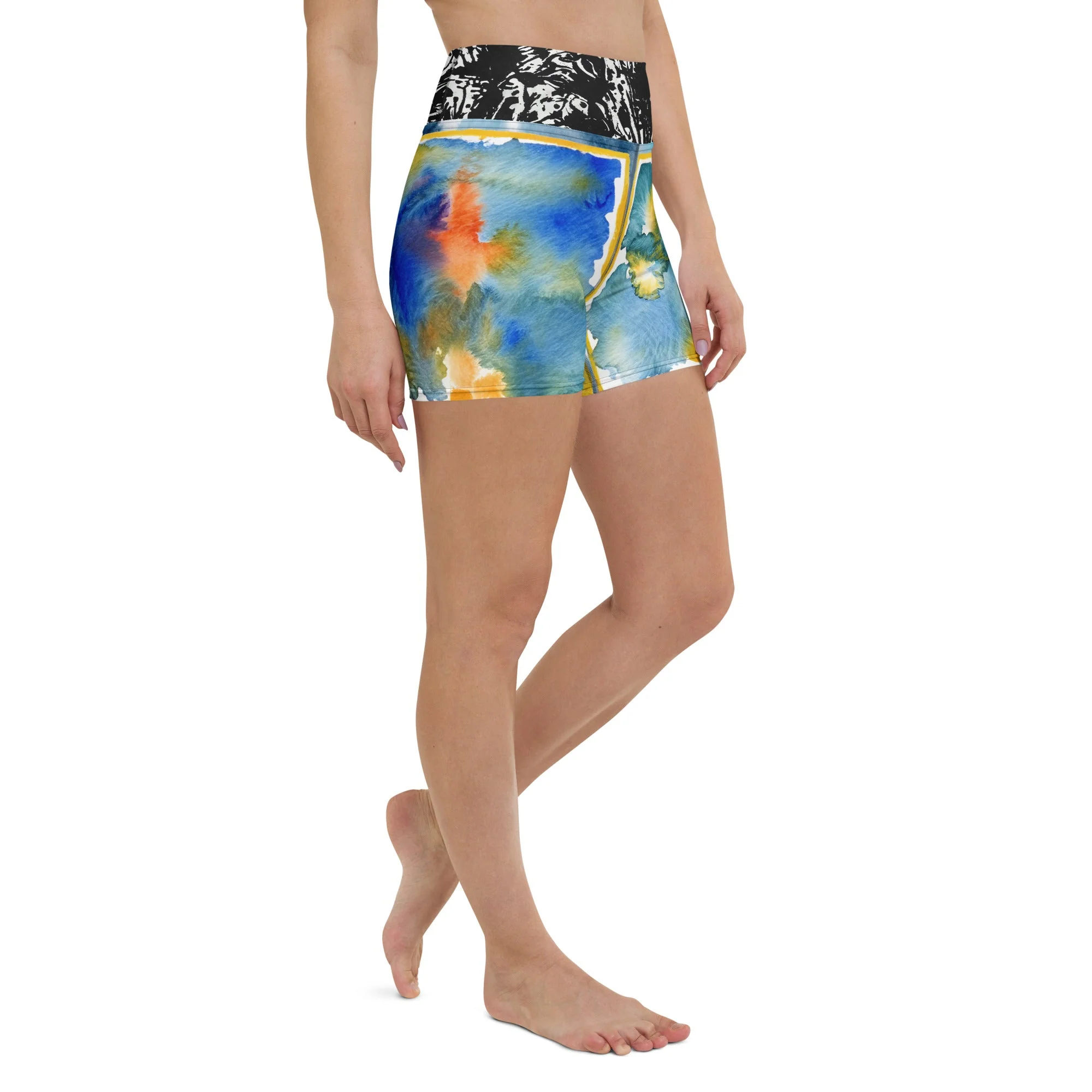 Tha Flow Yoga Shorts - Image 9