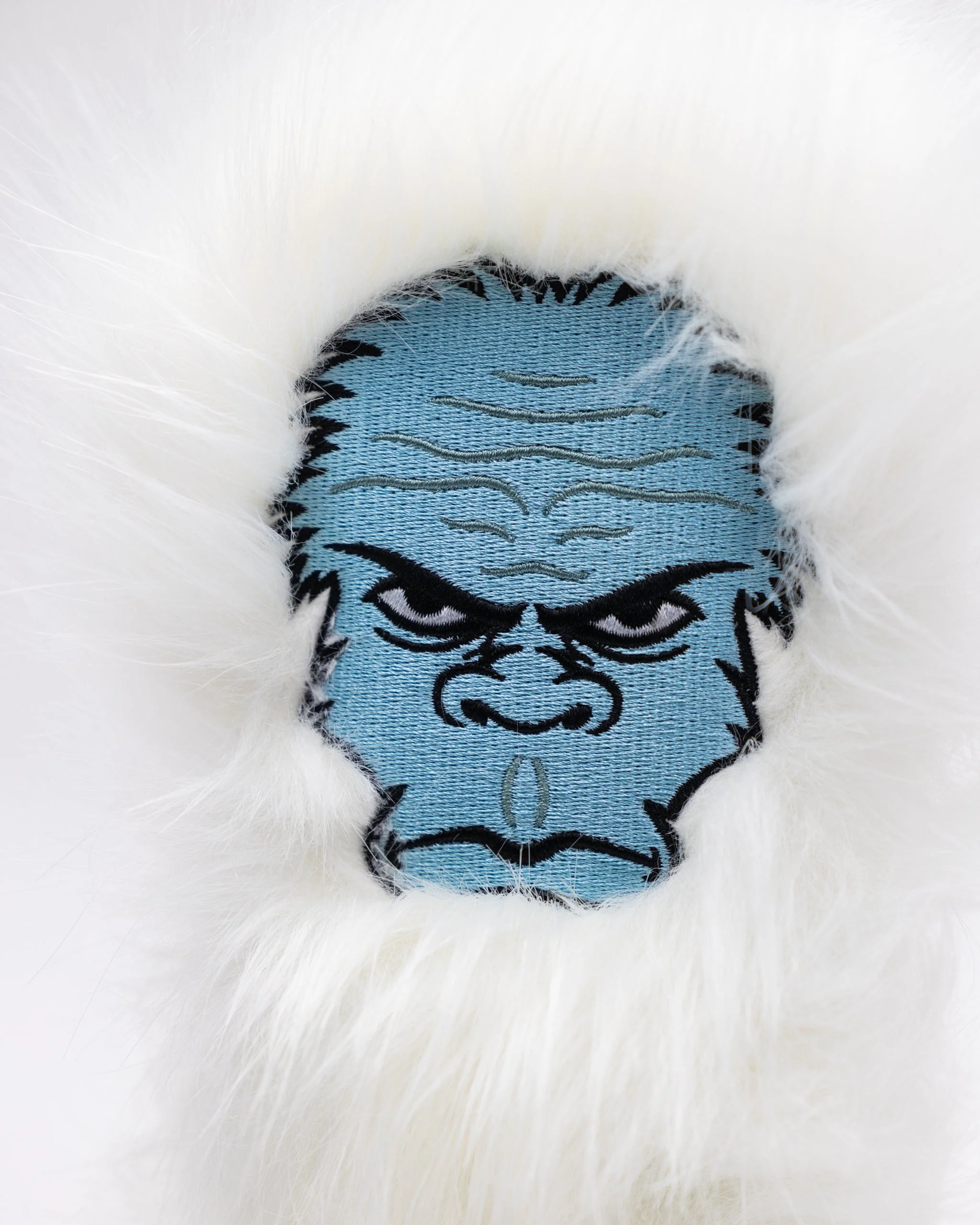 Yeti - Hybrid Cover - Image 6